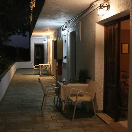 Kera 公寓式酒店 卡莱维斯